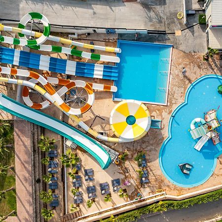 Caretta Paradise Resort & Waterpark Tragaki Extérieur photo